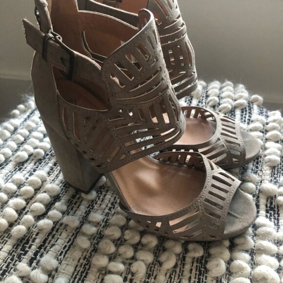 Open-toe chunky women heels - Picture 2 of 6